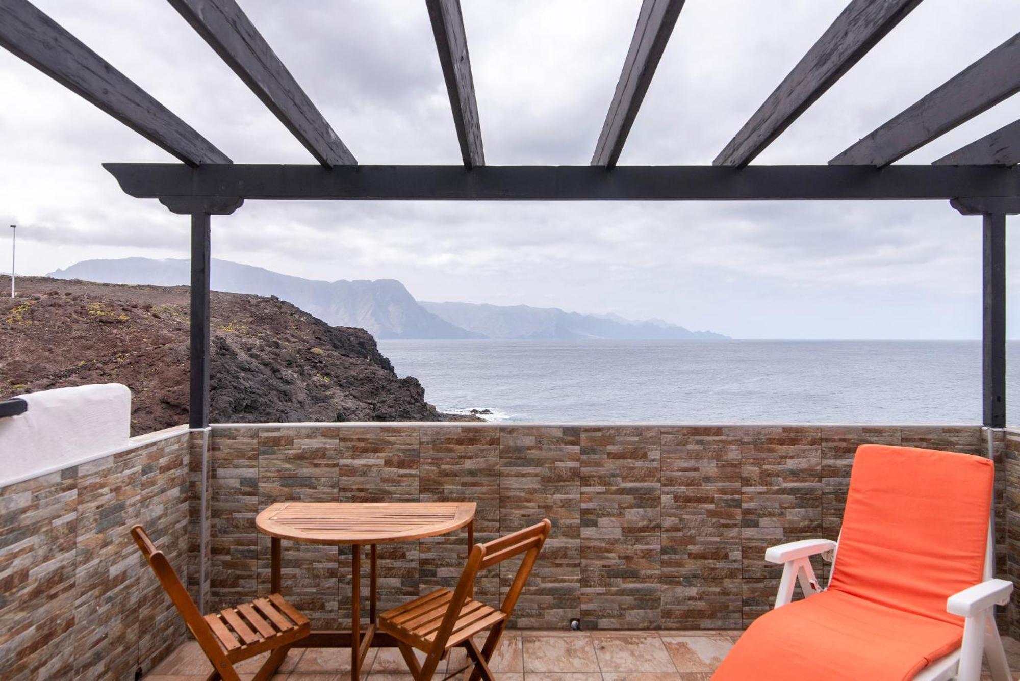 Faro De Sardina Frente Al Mar Villa Gáldar Eksteriør bilde